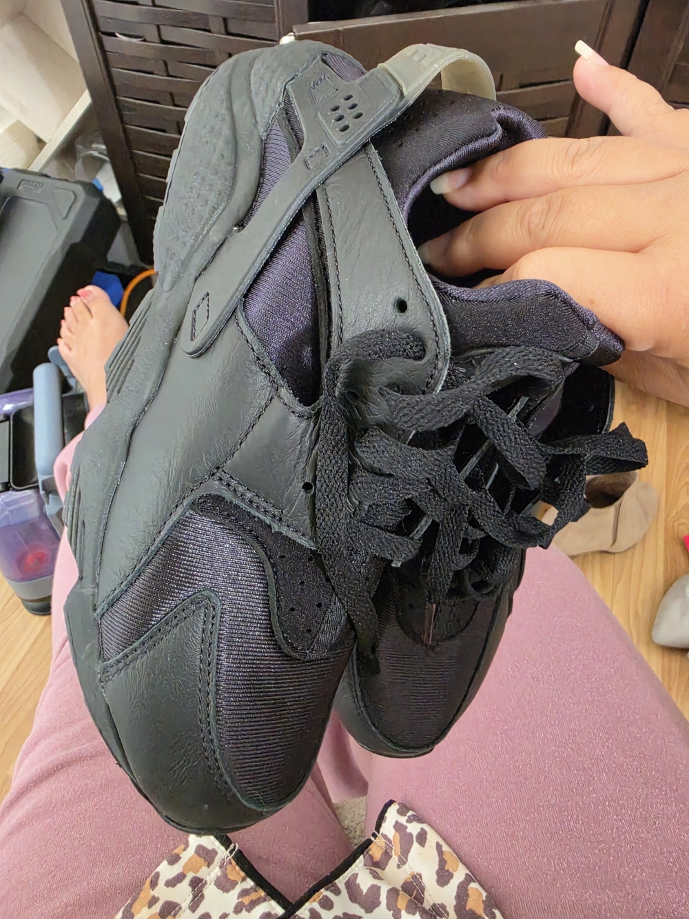 All-Black Athletic Sneakers - Low Top Trainer